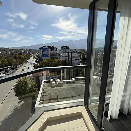 Avenew Luxury 3 Apartment