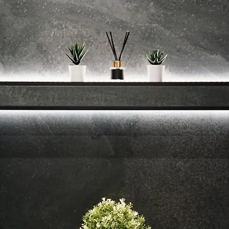 Avenew Luxury 3 Sofía