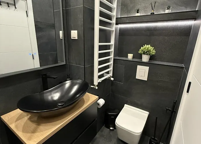 アパート Avenew Luxury 3